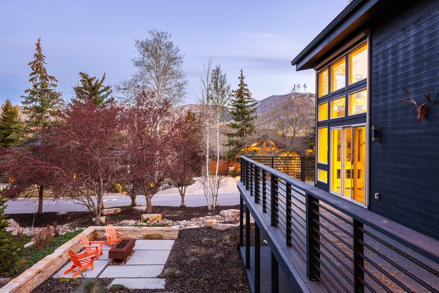 3004 Meadows Drive