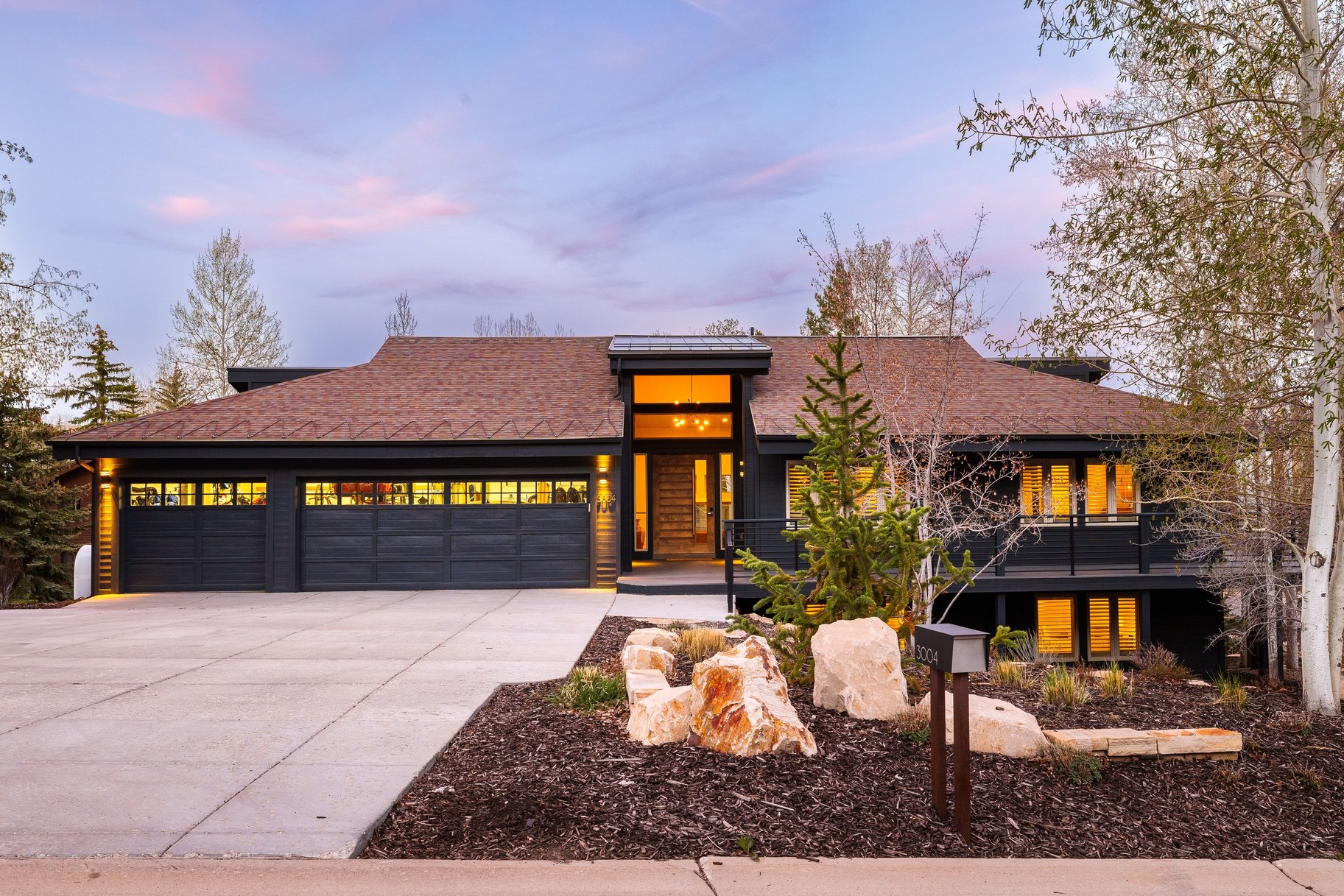 3004 Meadows Drive