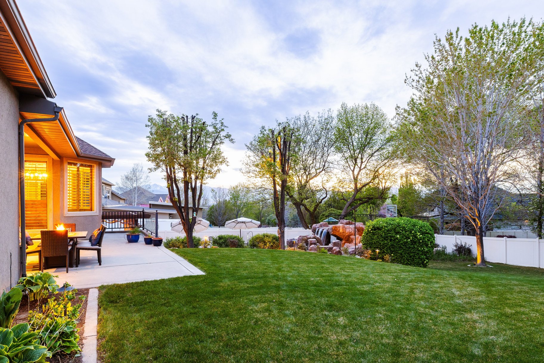 1777 E Somerset Ridge Drive