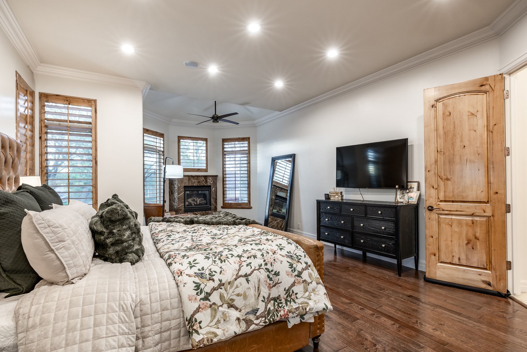 1777 E Somerset Ridge Drive