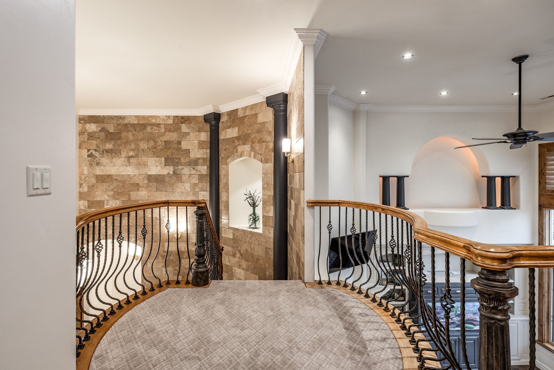 1777 E Somerset Ridge Drive