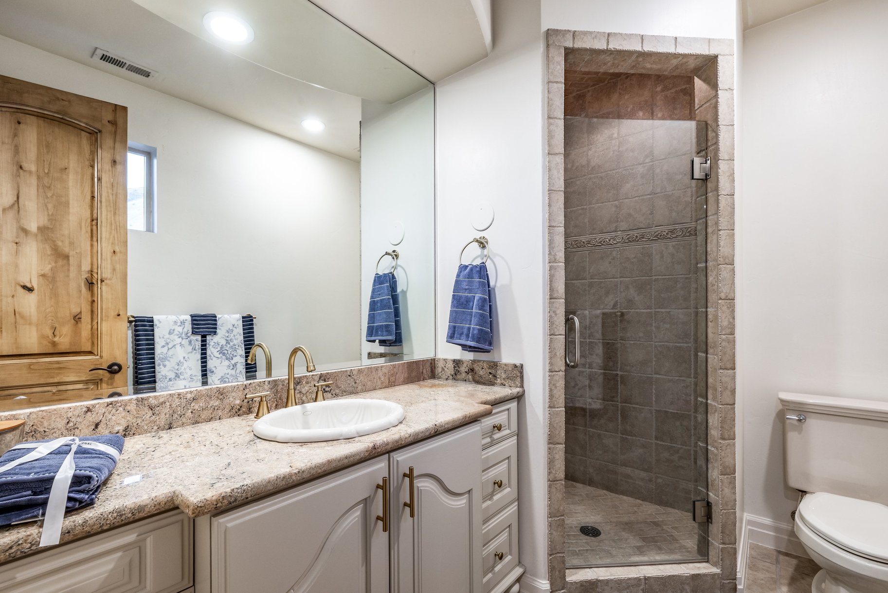 1777 E Somerset Ridge Drive