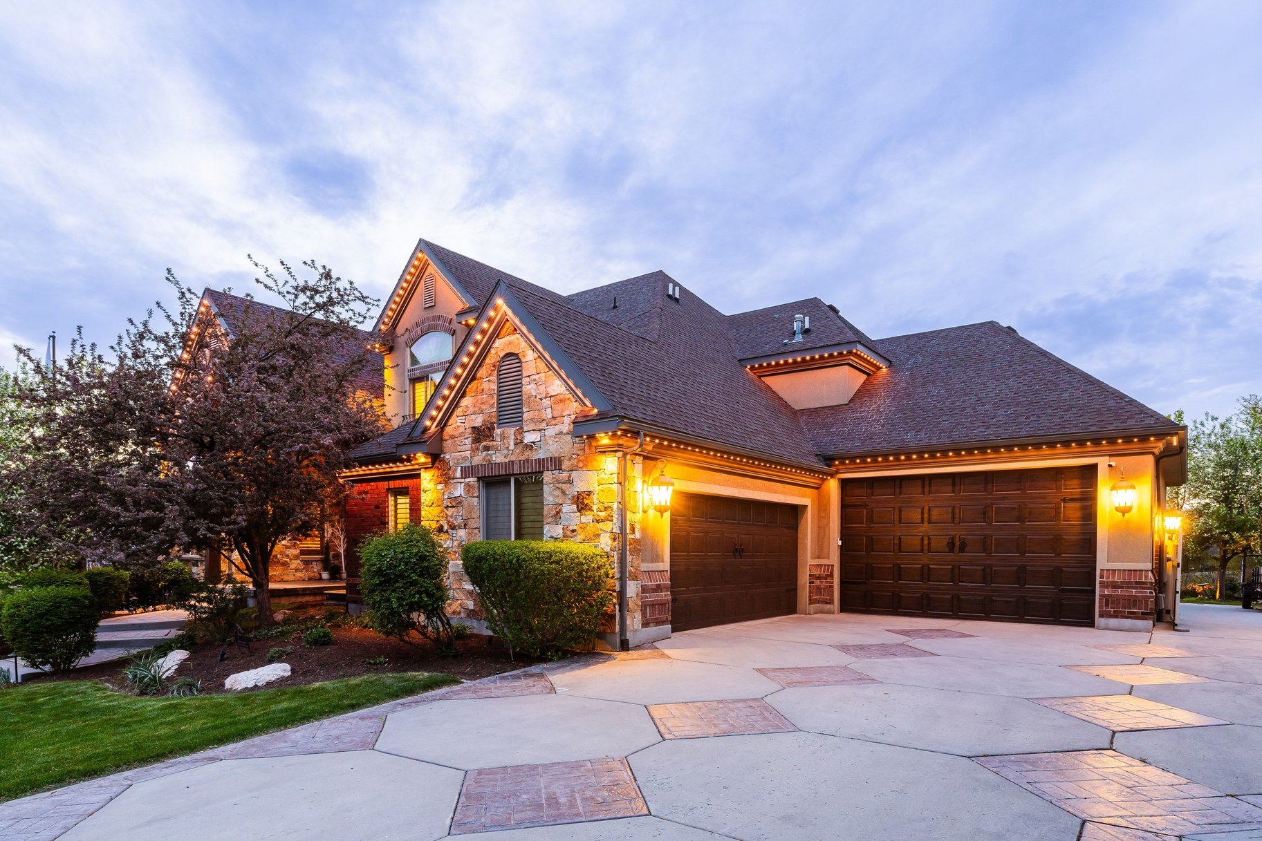 1777 E Somerset Ridge Drive