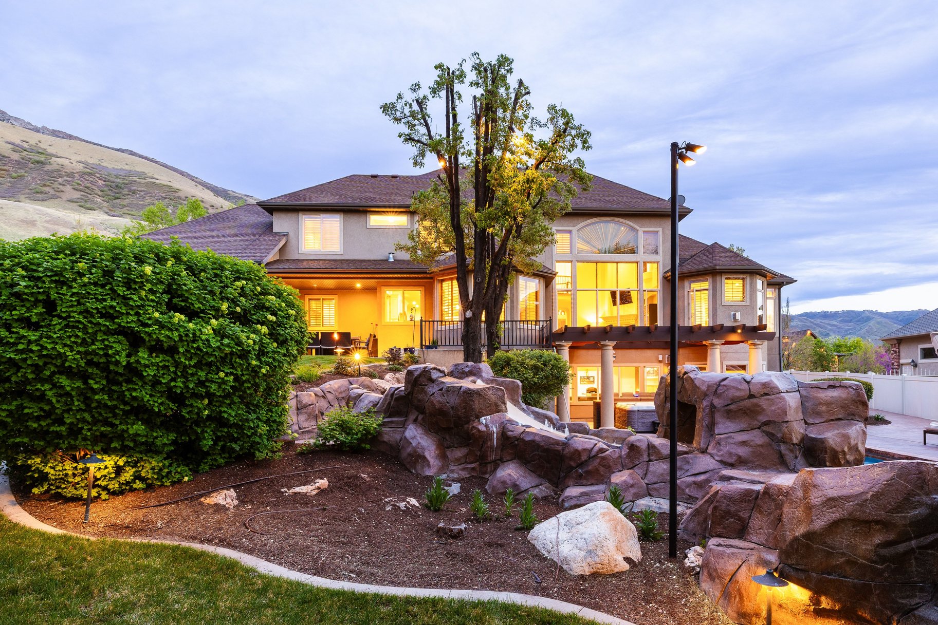 1777 E Somerset Ridge Drive