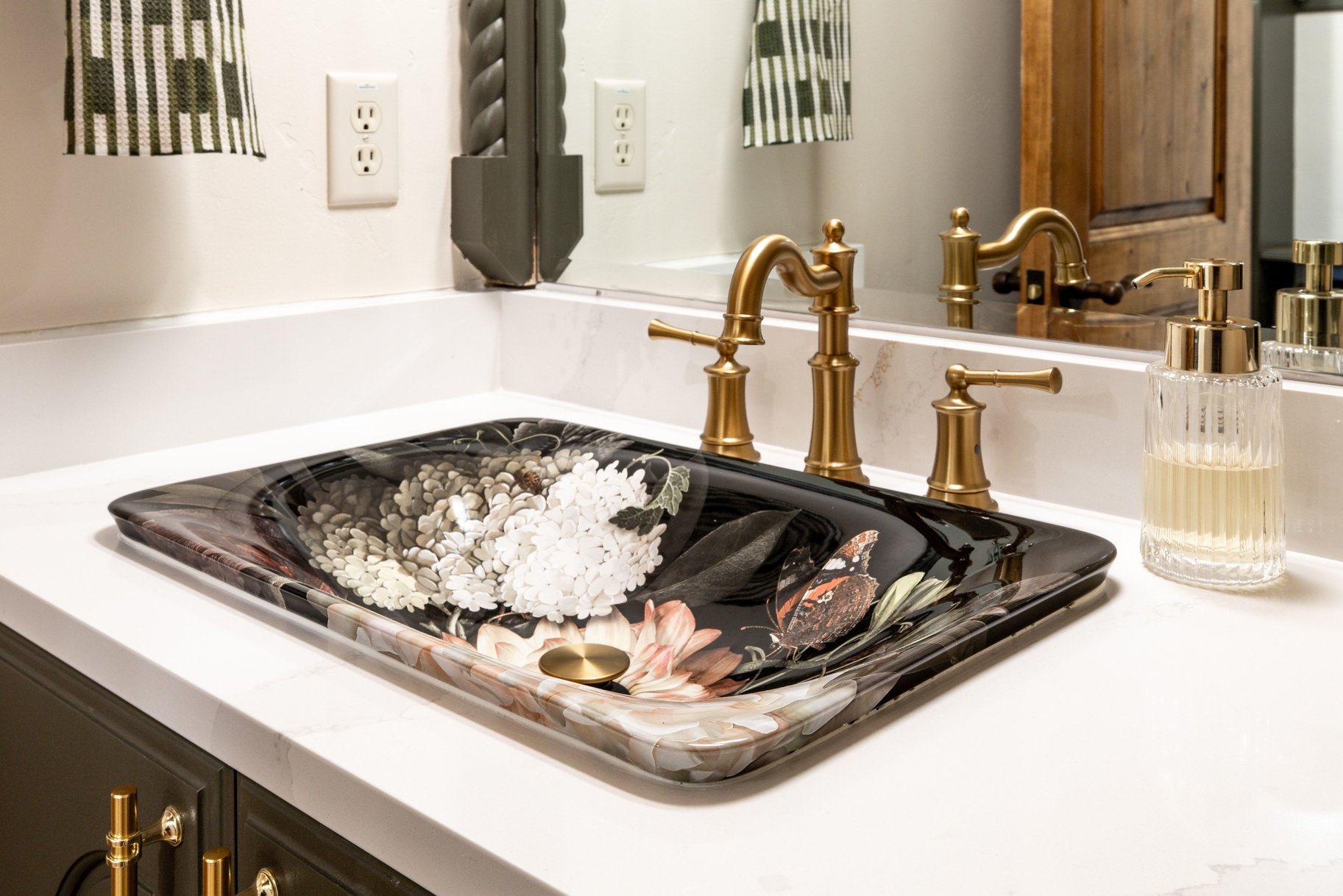 1777 E Somerset Ridge Drive