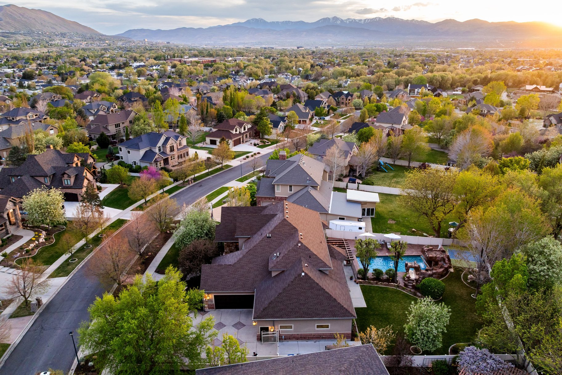 1777 E Somerset Ridge Drive