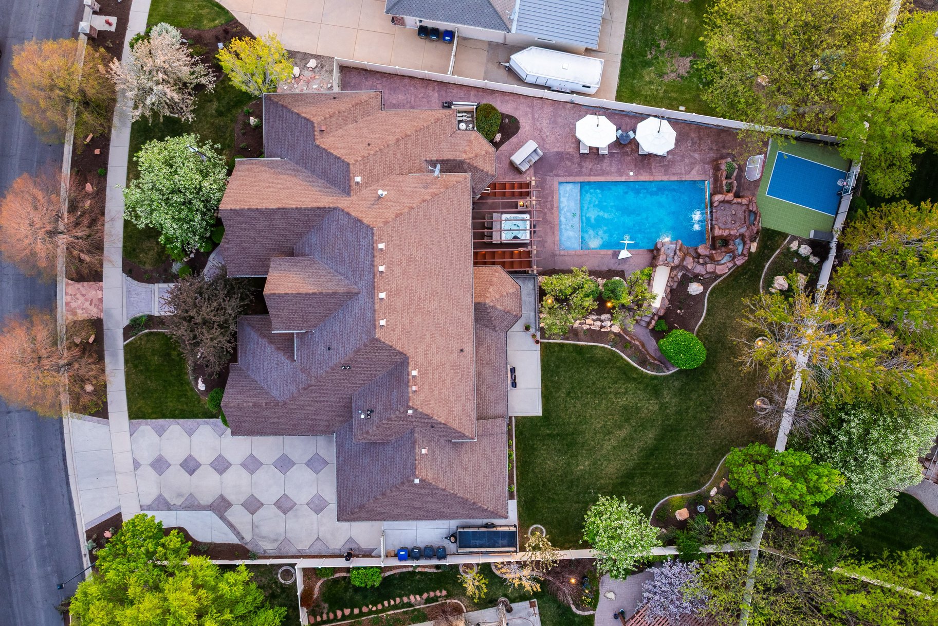 1777 E Somerset Ridge Drive