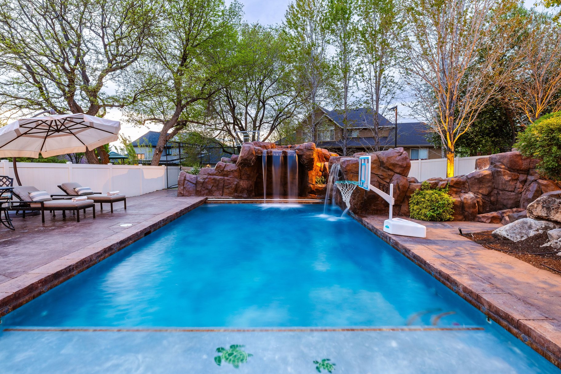 1777 E Somerset Ridge Drive