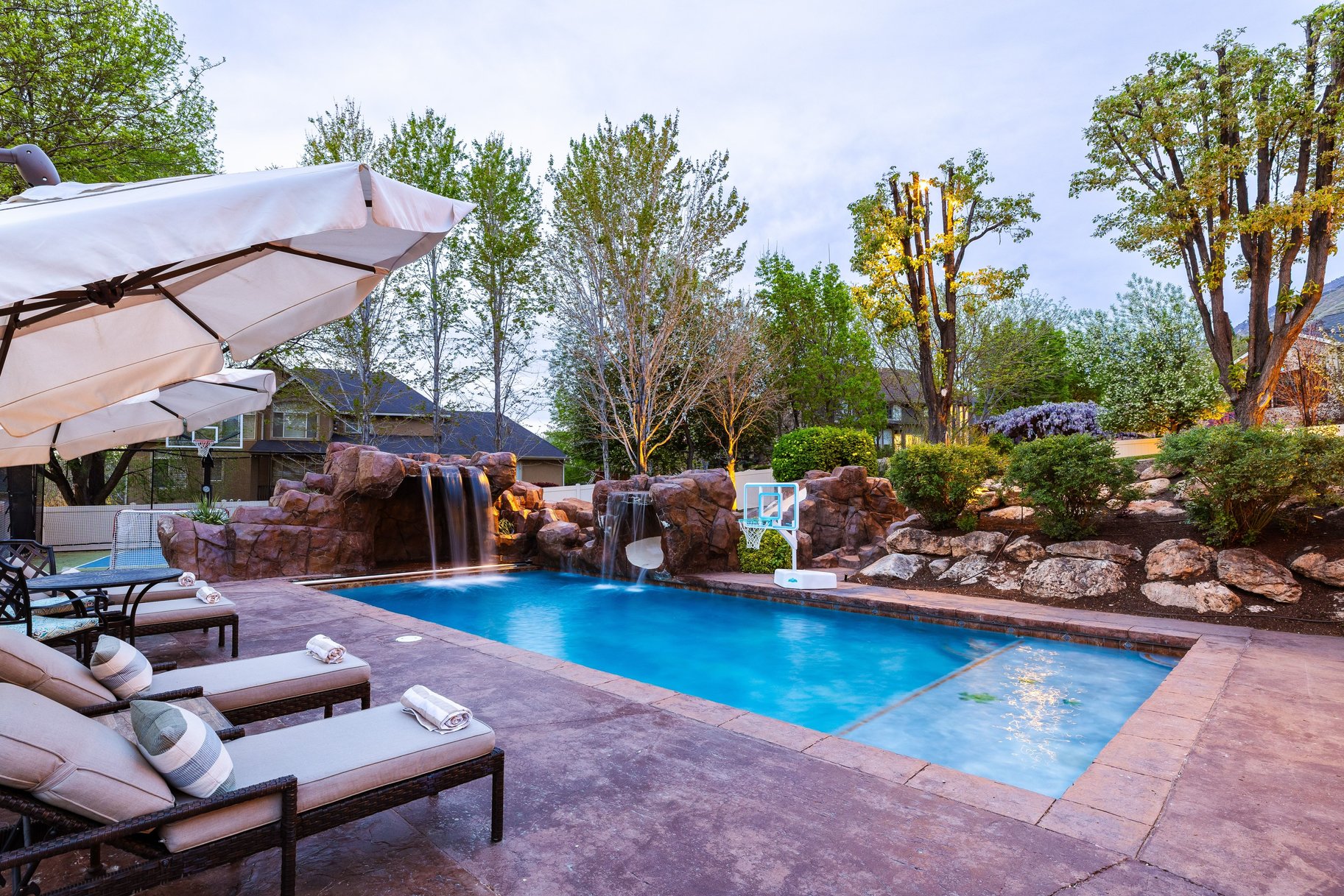 1777 E Somerset Ridge Drive