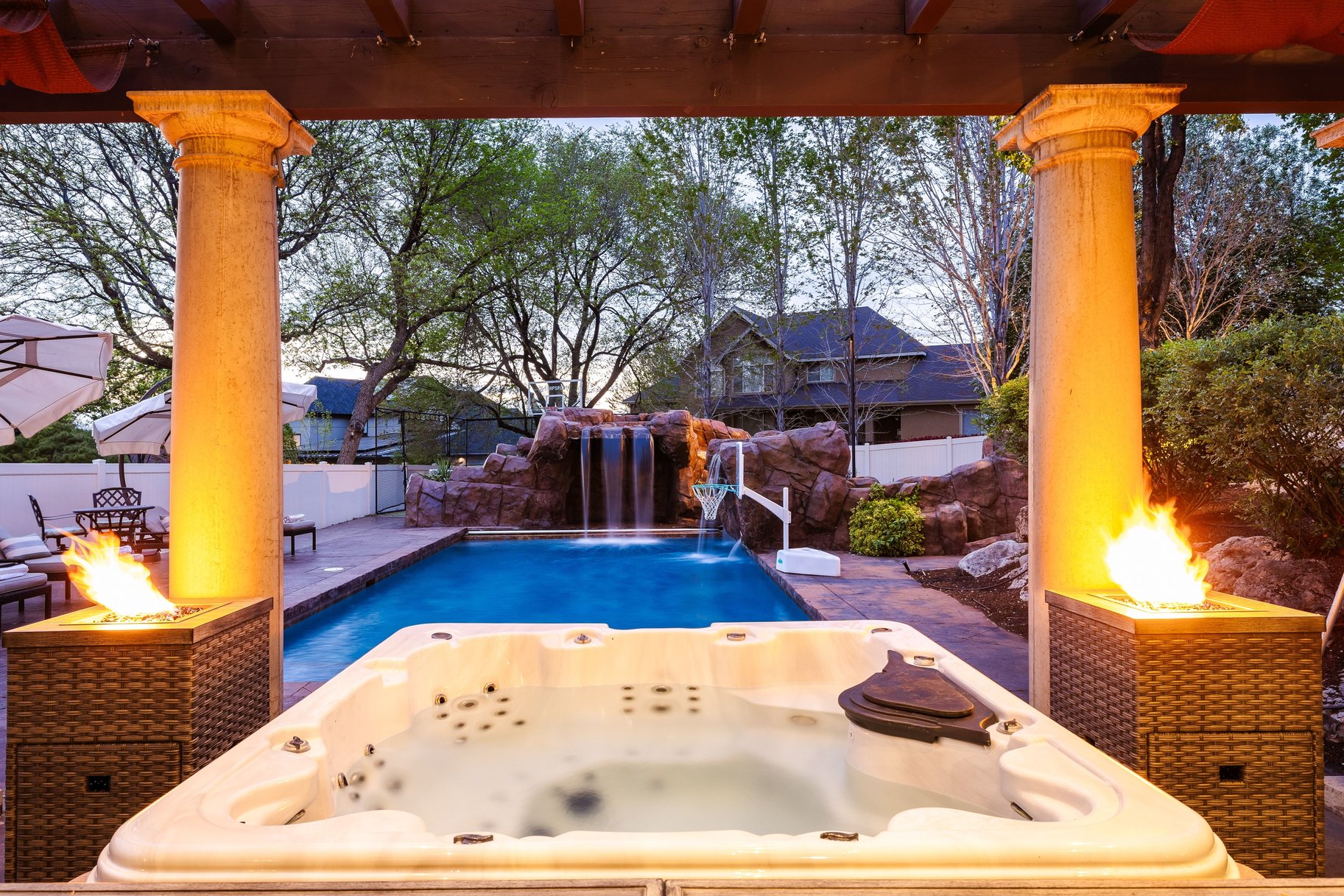 1777 E Somerset Ridge Drive