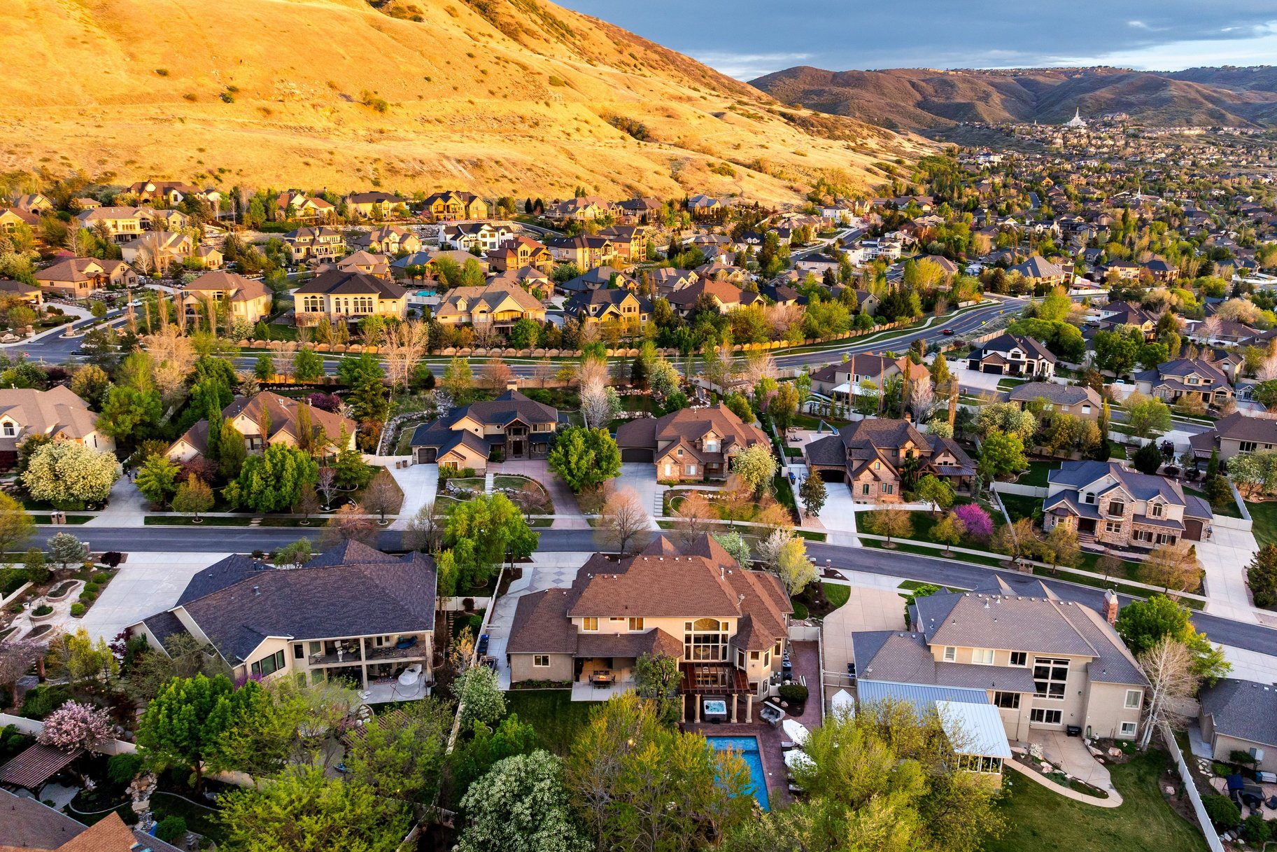 1777 E Somerset Ridge Drive