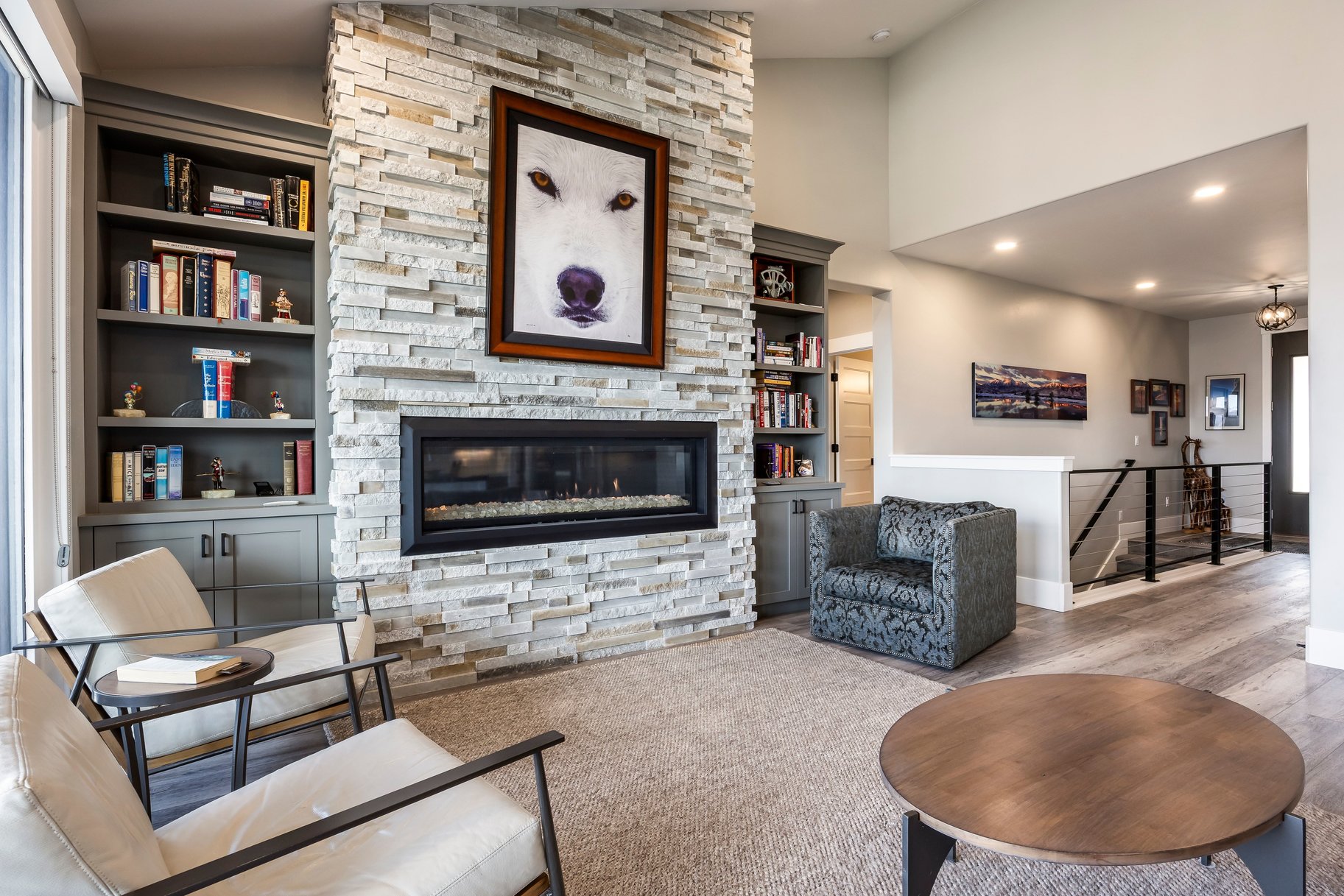 11258 N Shoreline Court