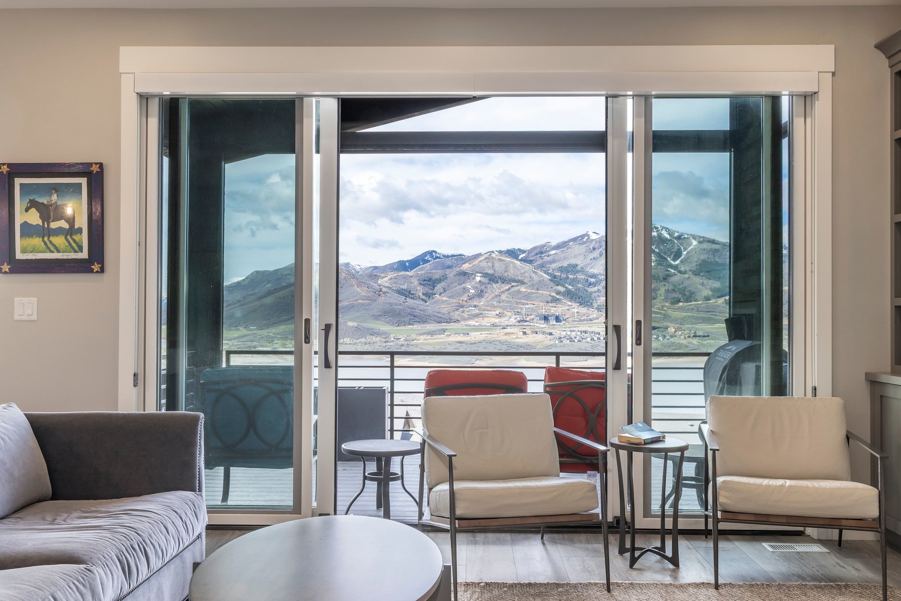 11258 N Shoreline Court