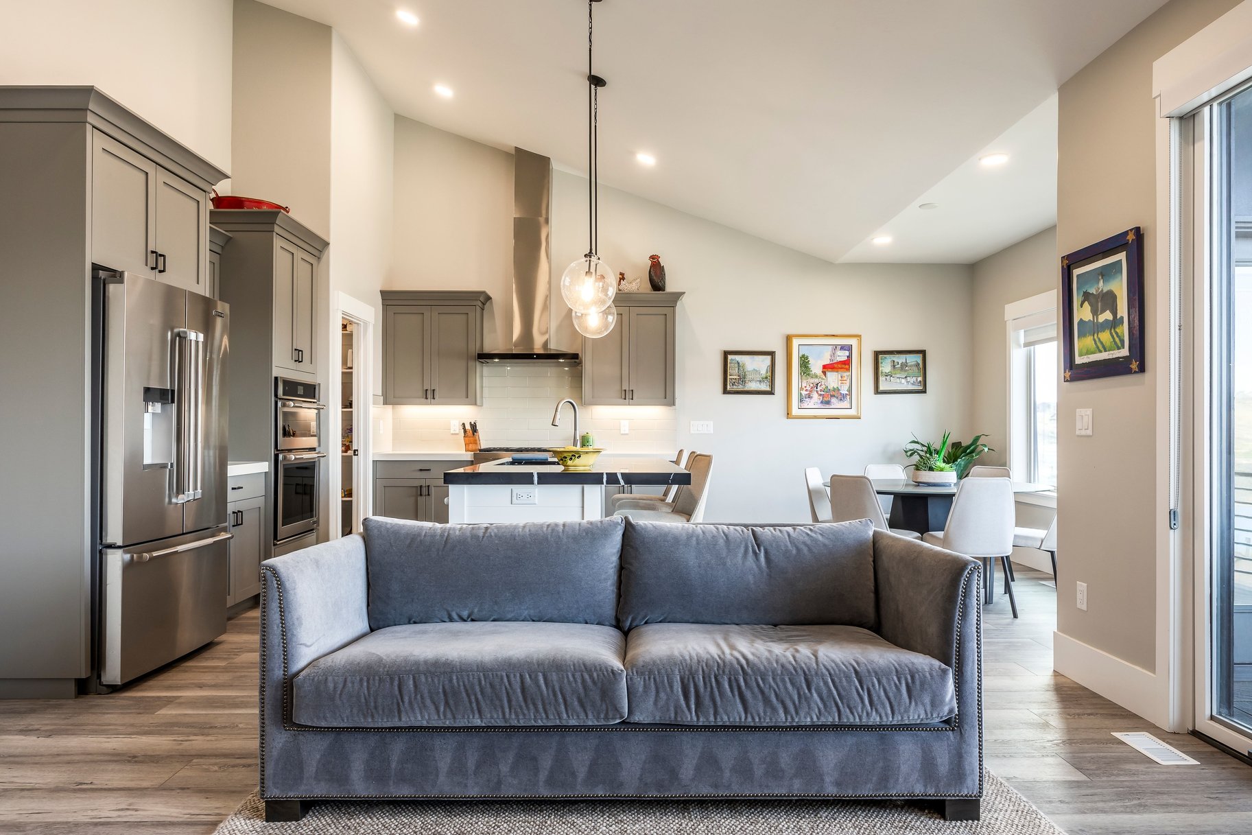 11258 N Shoreline Court