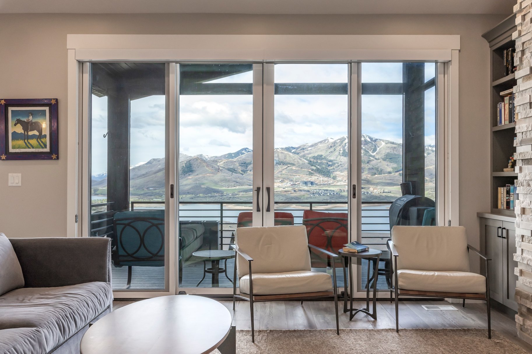 11258 N Shoreline Court