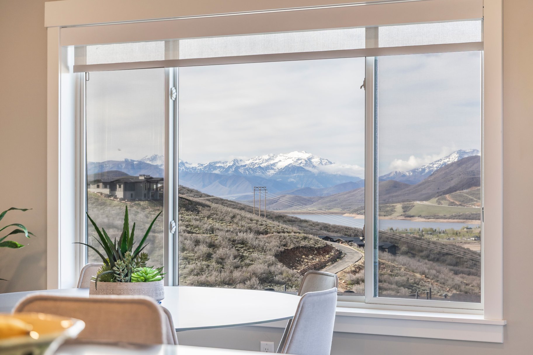 11258 N Shoreline Court