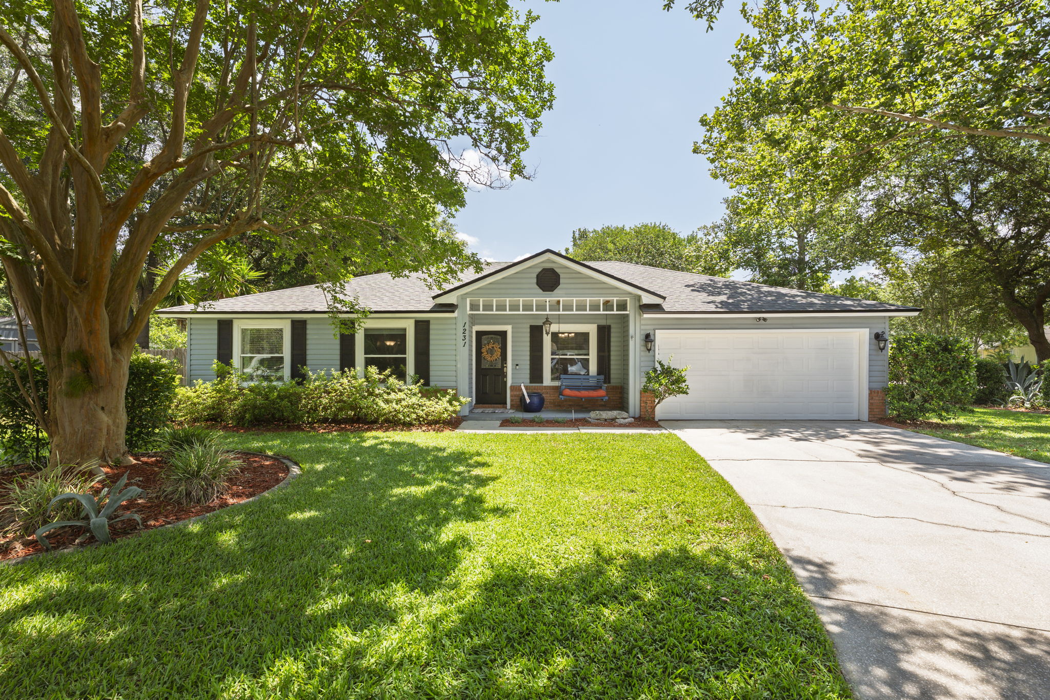 1231 Raleigh Ridge Drive 