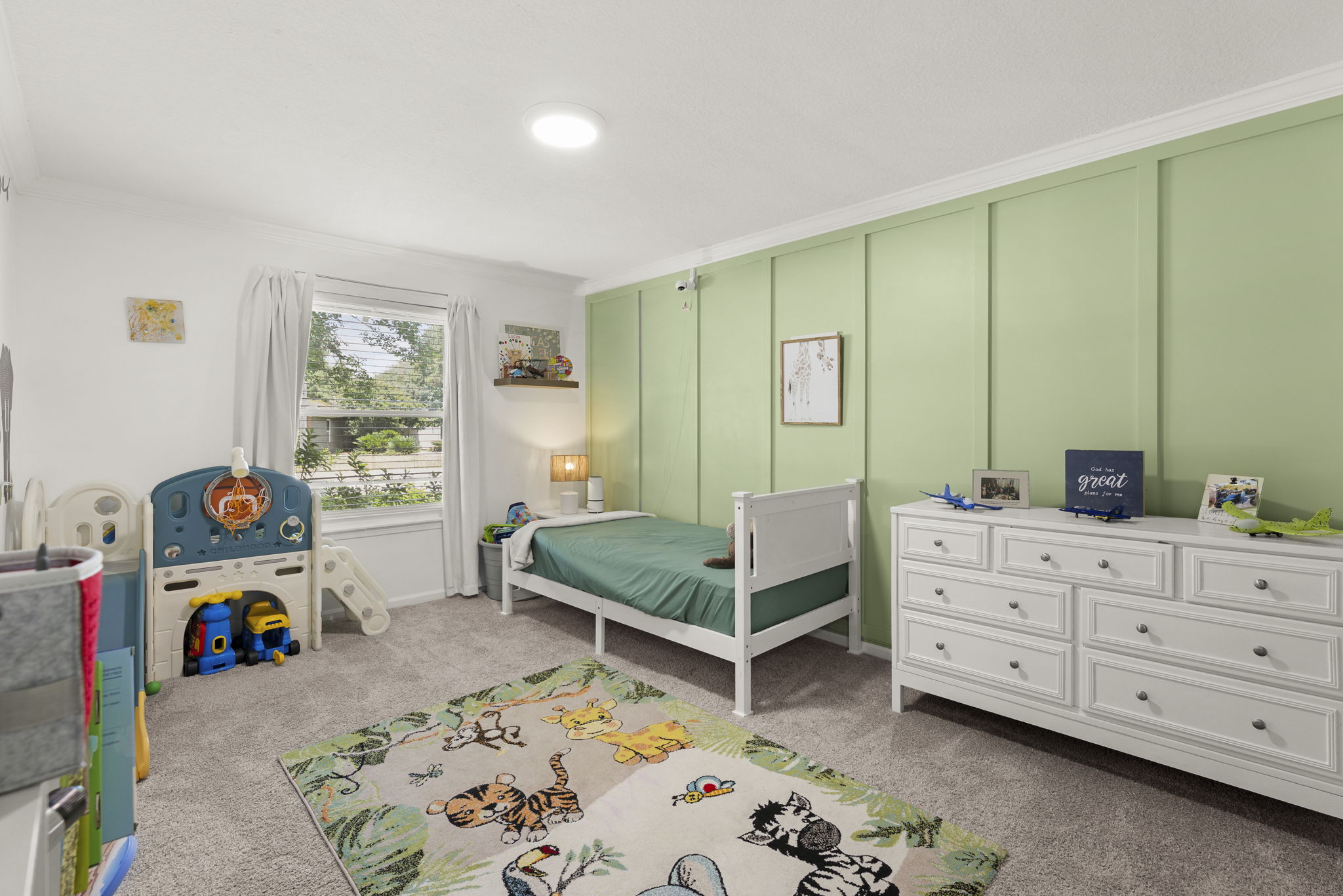 1231 Raleigh Ridge Drive 