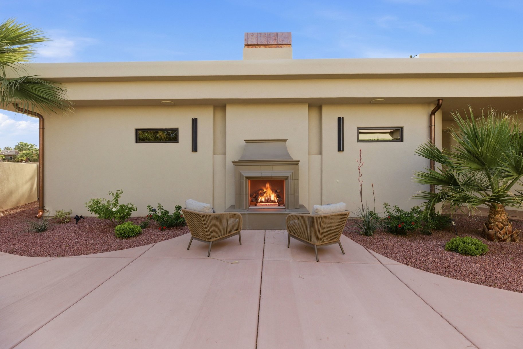 2031 E Cliff Point Drive