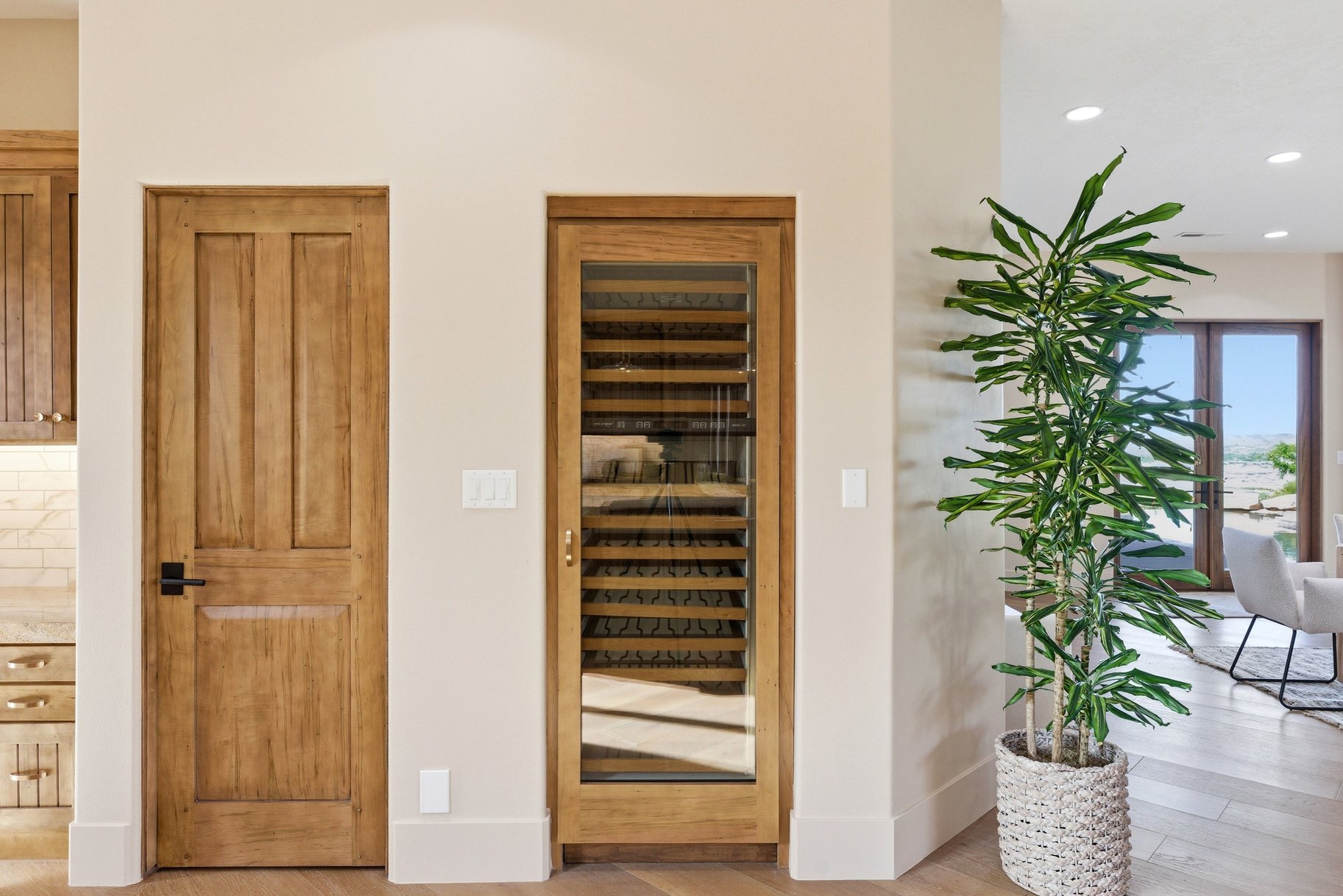 2031 E Cliff Point Drive