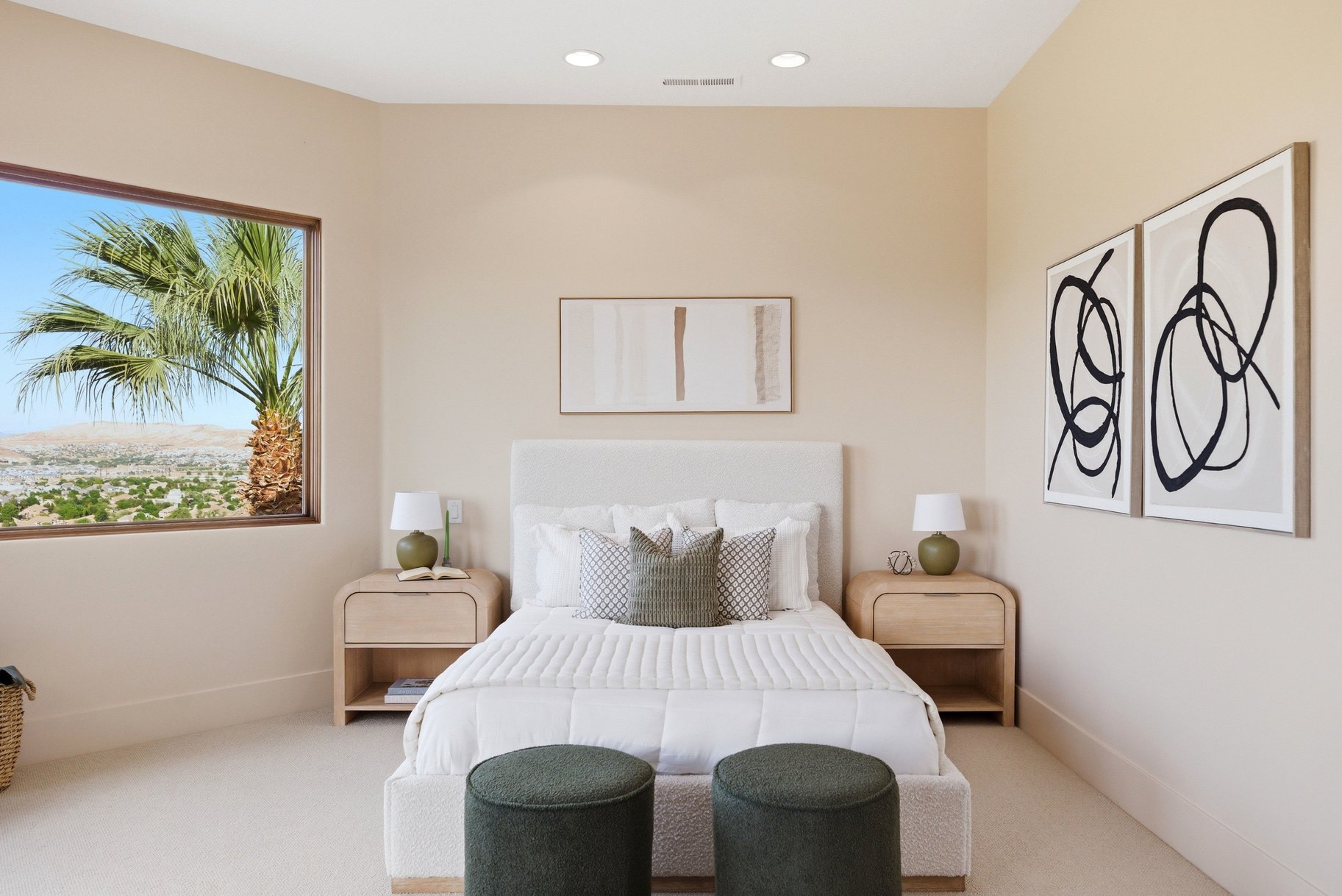 2031 E Cliff Point Drive