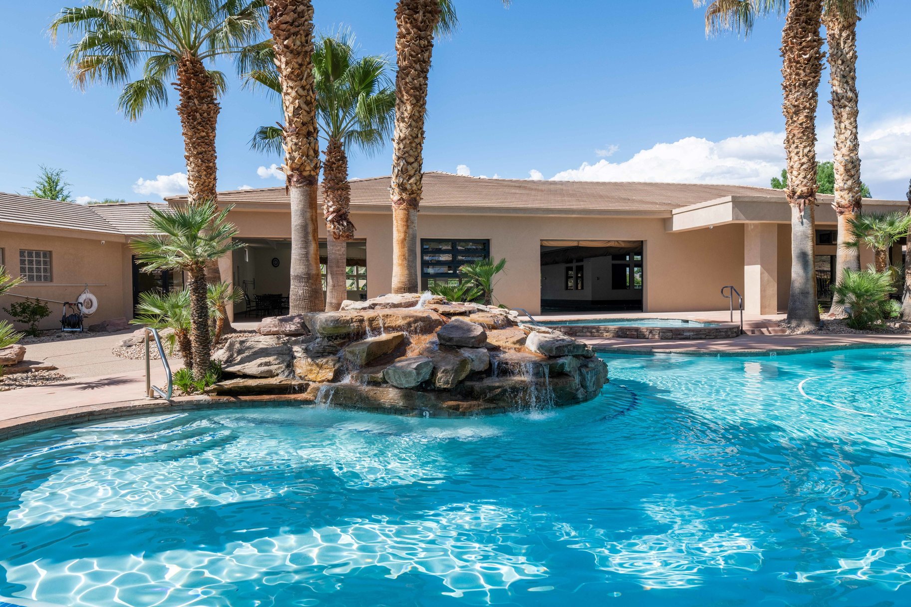 2031 E Cliff Point Drive