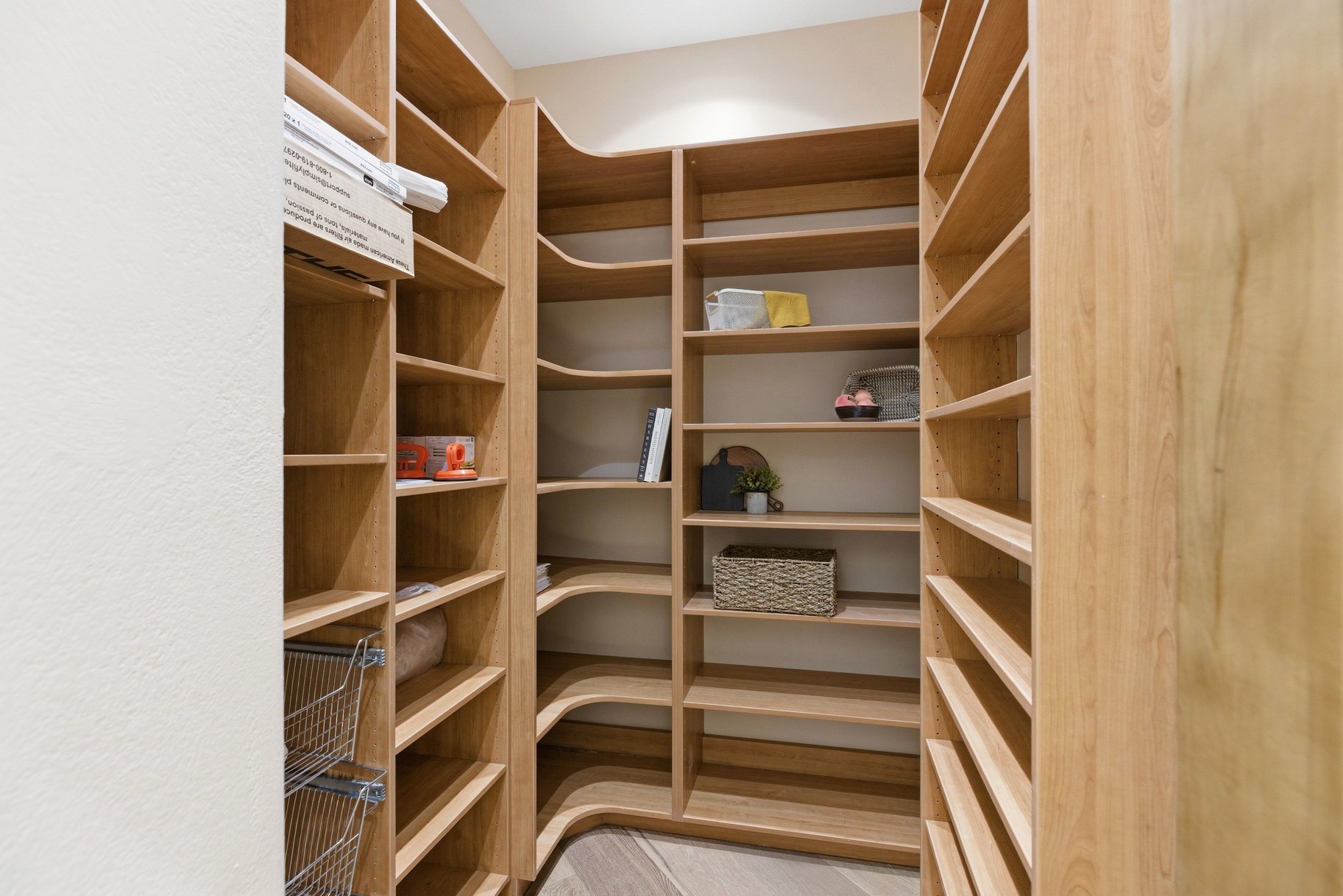 2031 E Cliff Point Drive