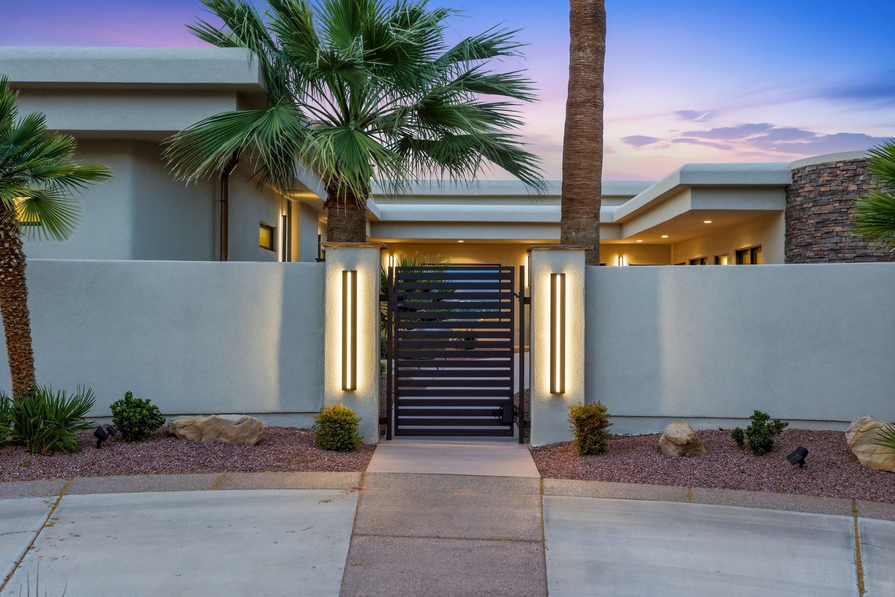 2031 E Cliff Point Drive