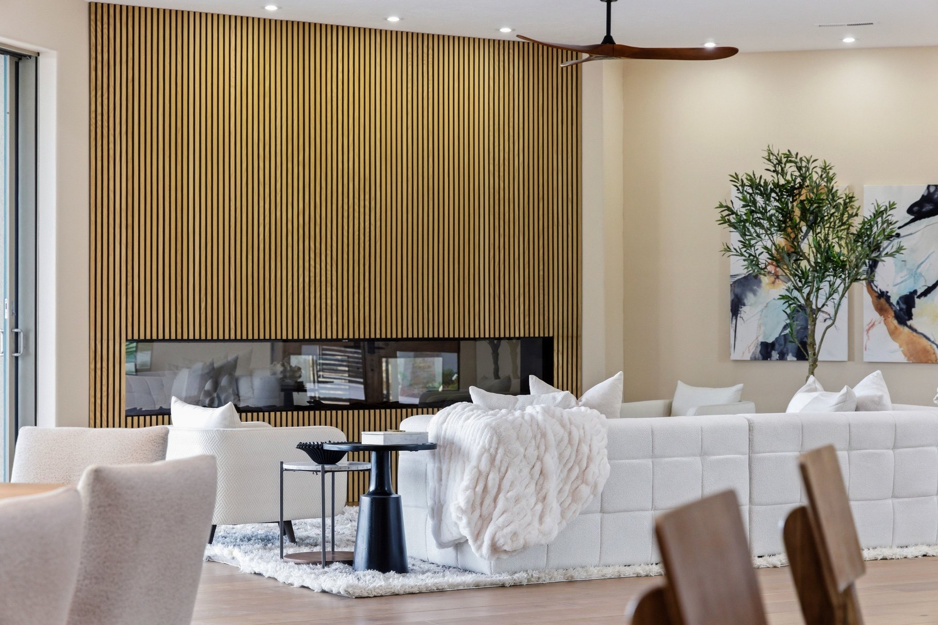 2031 E Cliff Point Drive