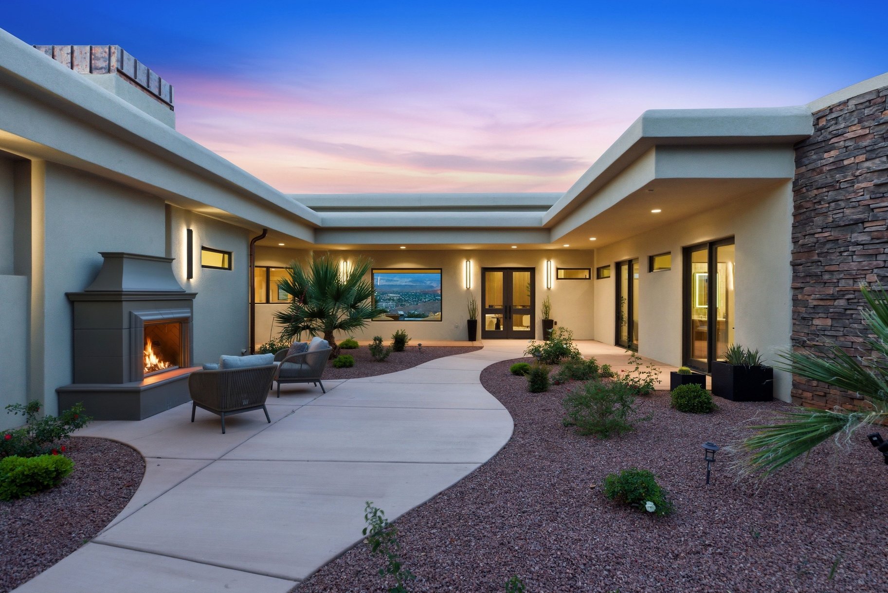 2031 E Cliff Point Drive