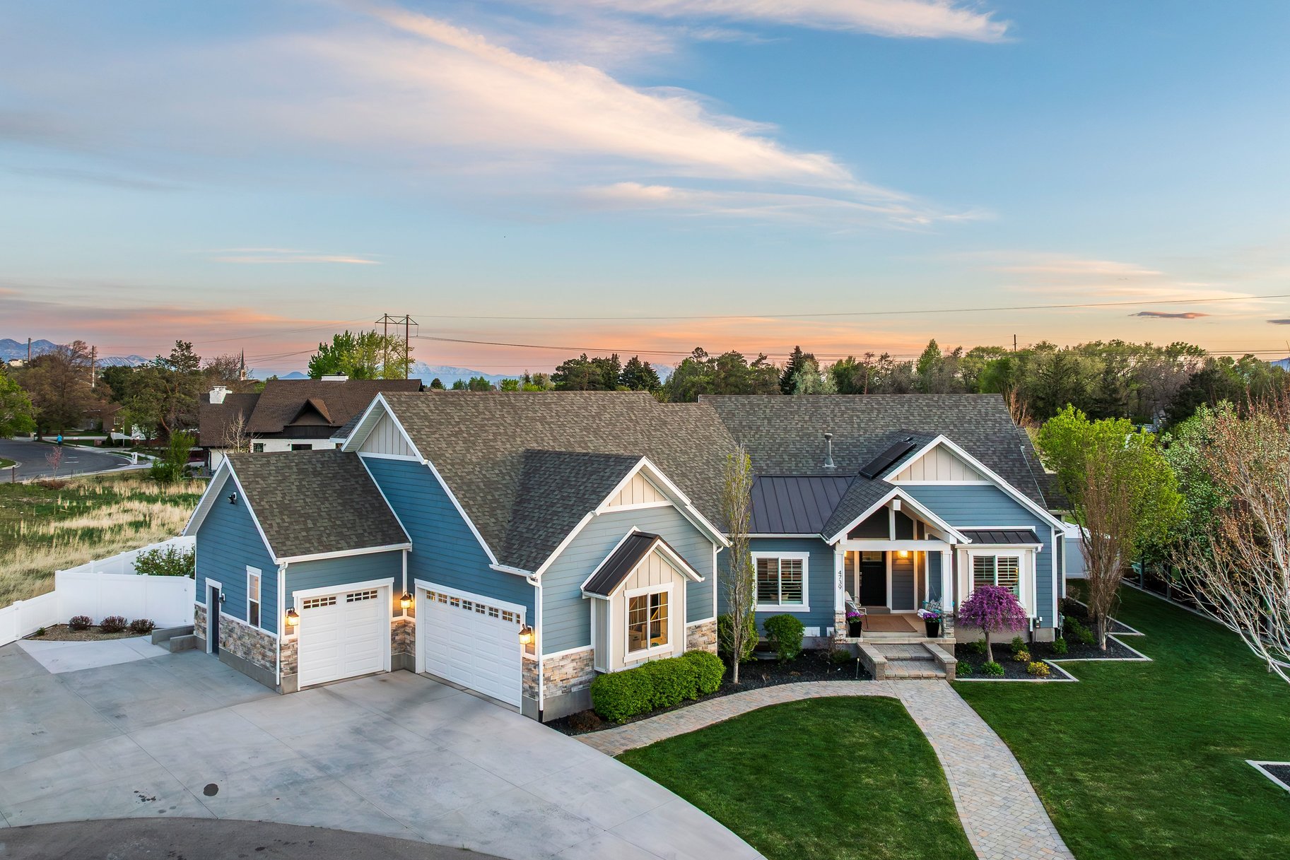 4739 W Snowflake Drive