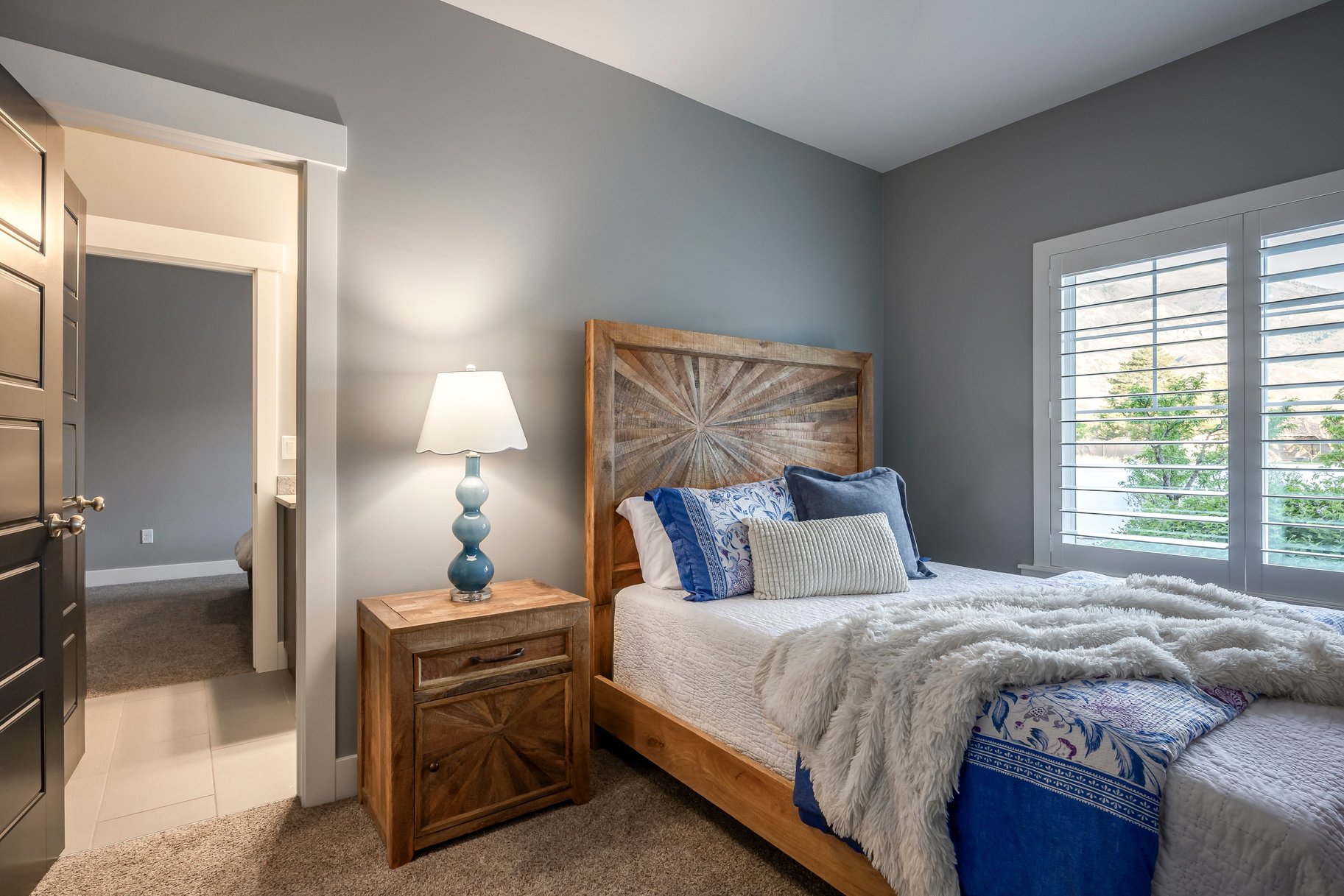 4739 W Snowflake Drive