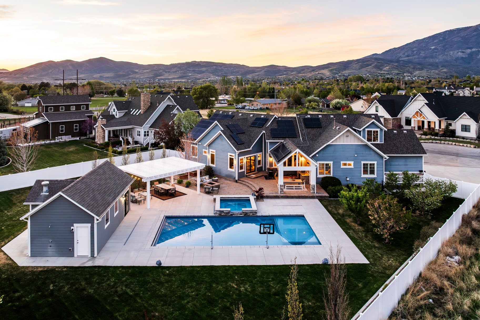 4739 W Snowflake Drive