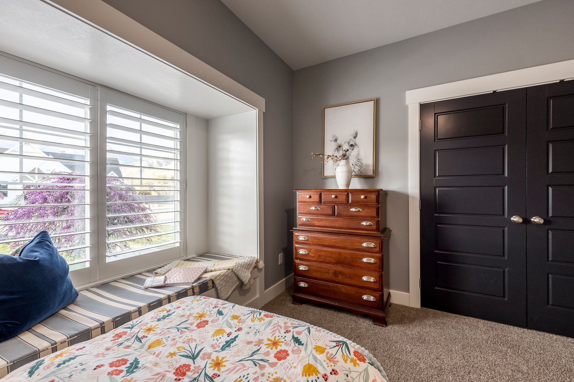 4739 W Snowflake Drive