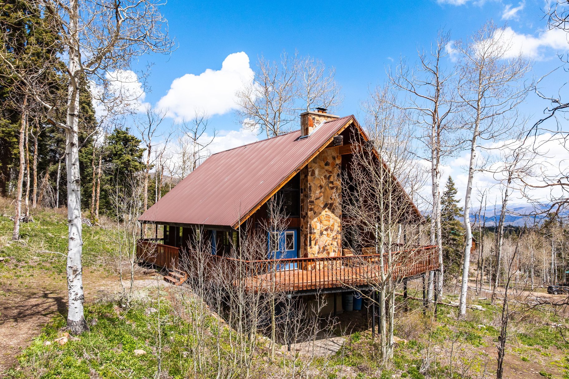 1853 Pine Loop Road