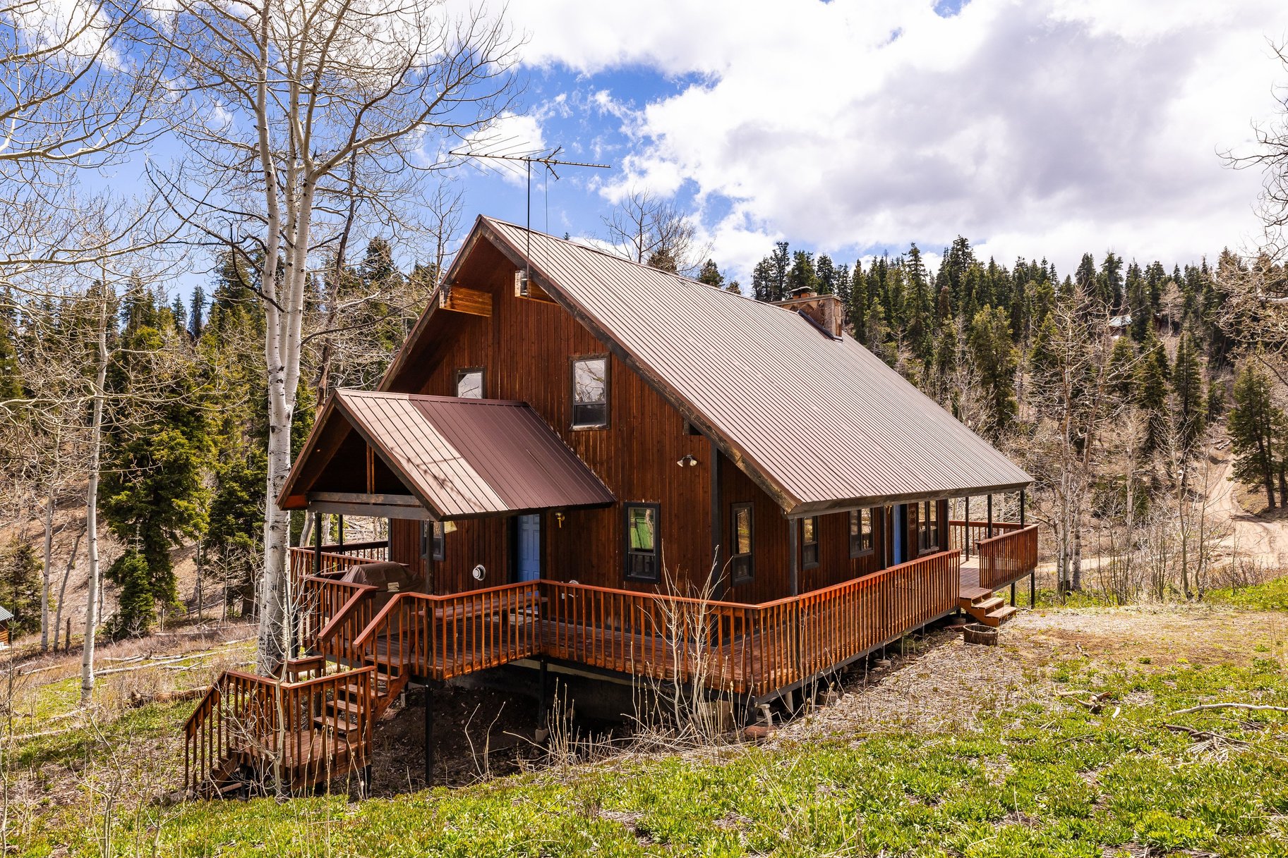 1853 Pine Loop Road