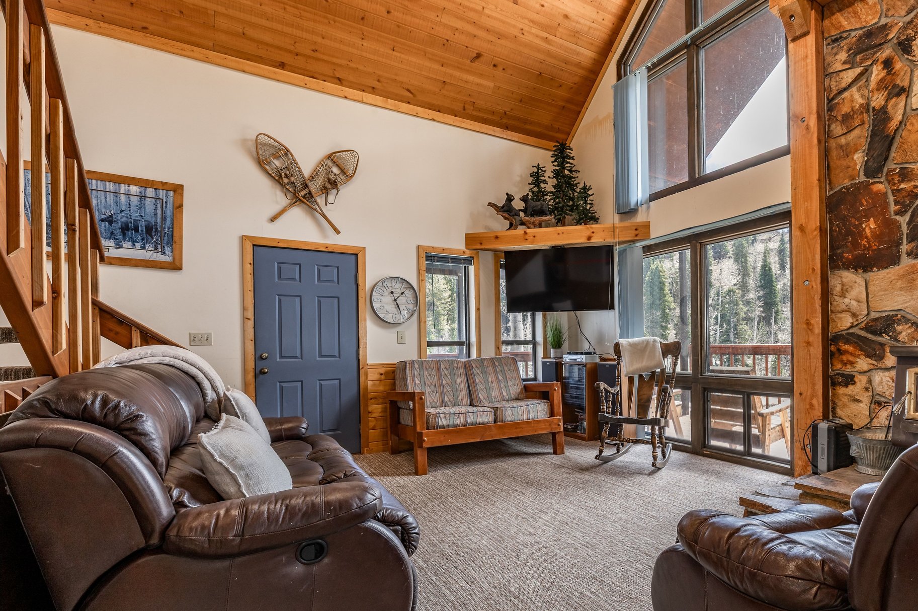 1853 Pine Loop Road
