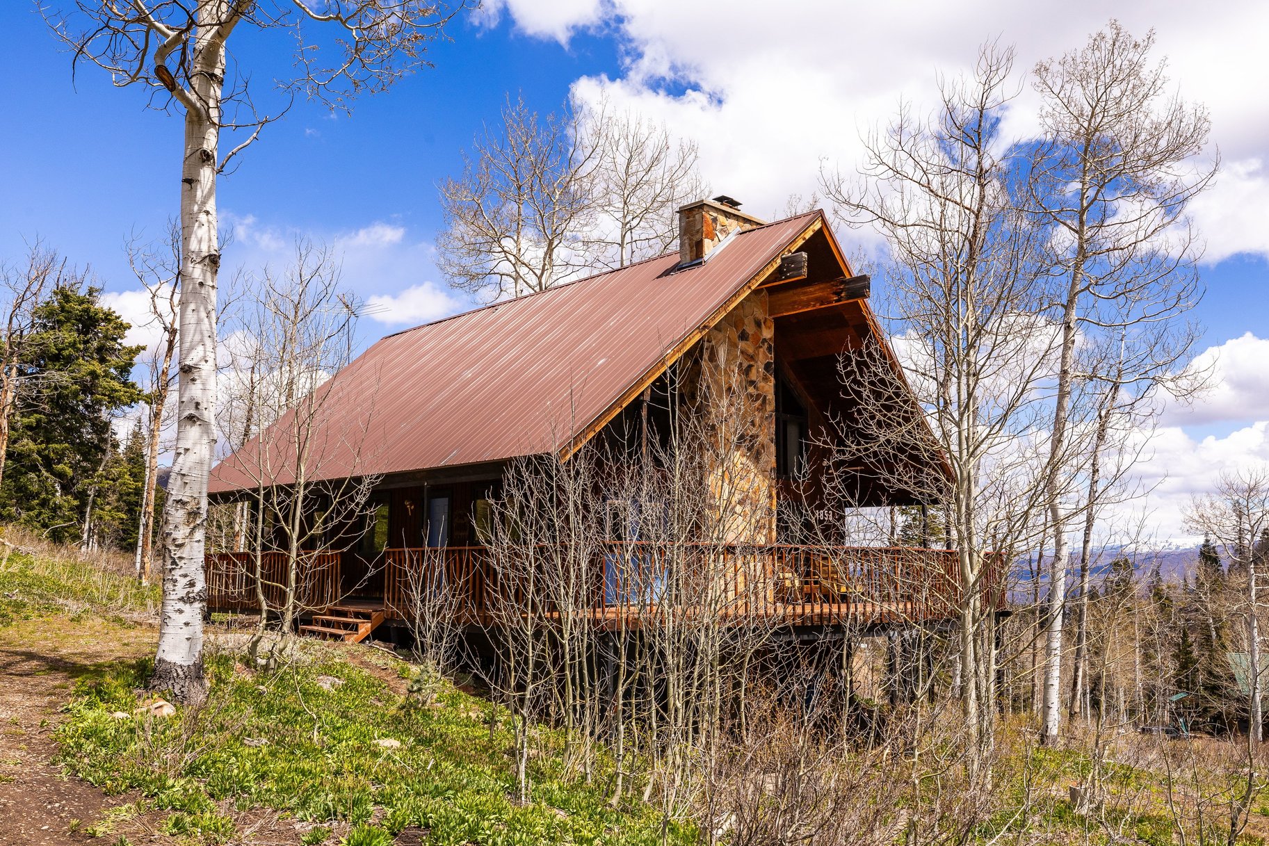 1853 Pine Loop Road