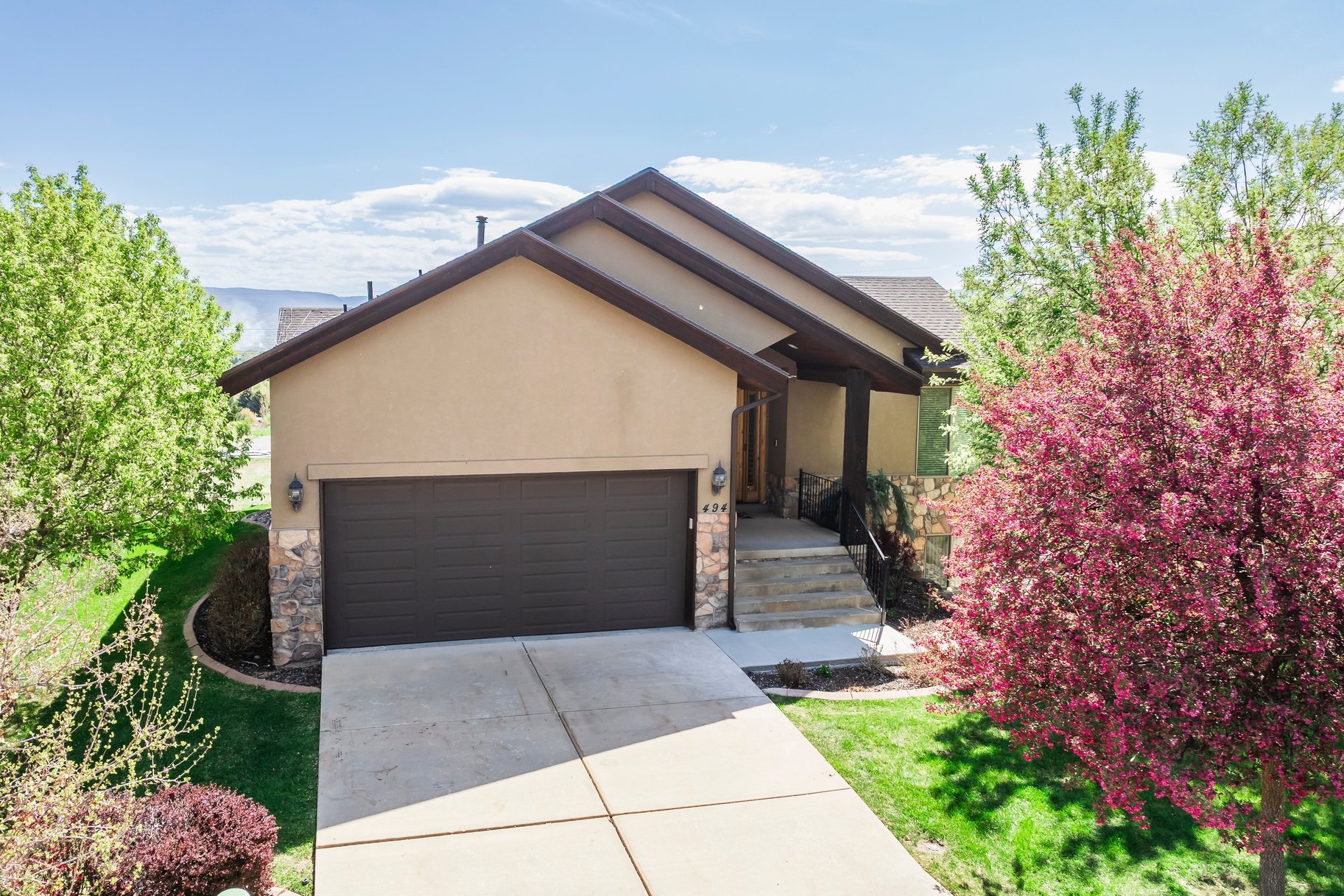 494 N Olympic Way