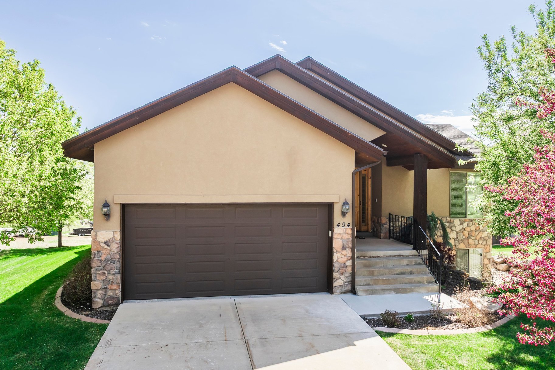 494 N Olympic Way