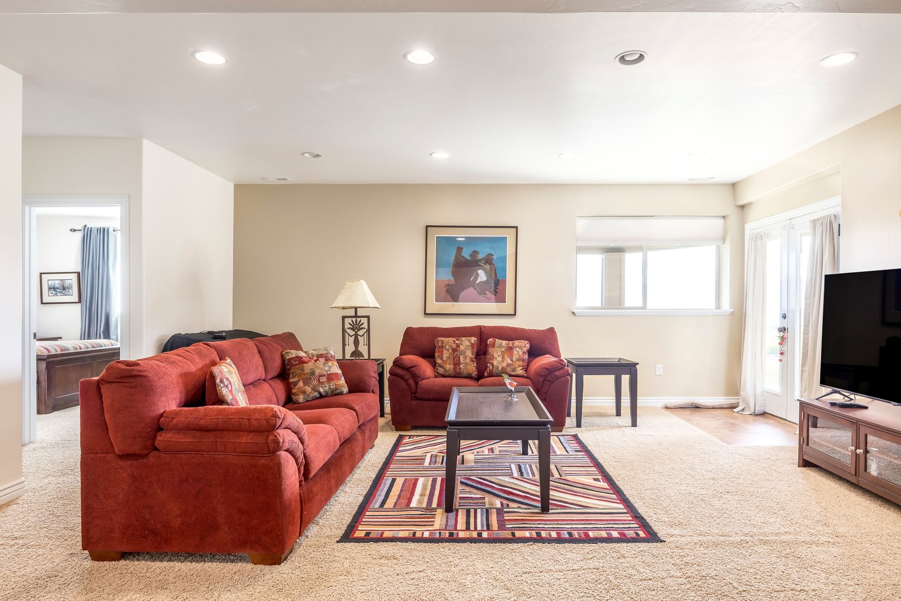 494 N Olympic Way