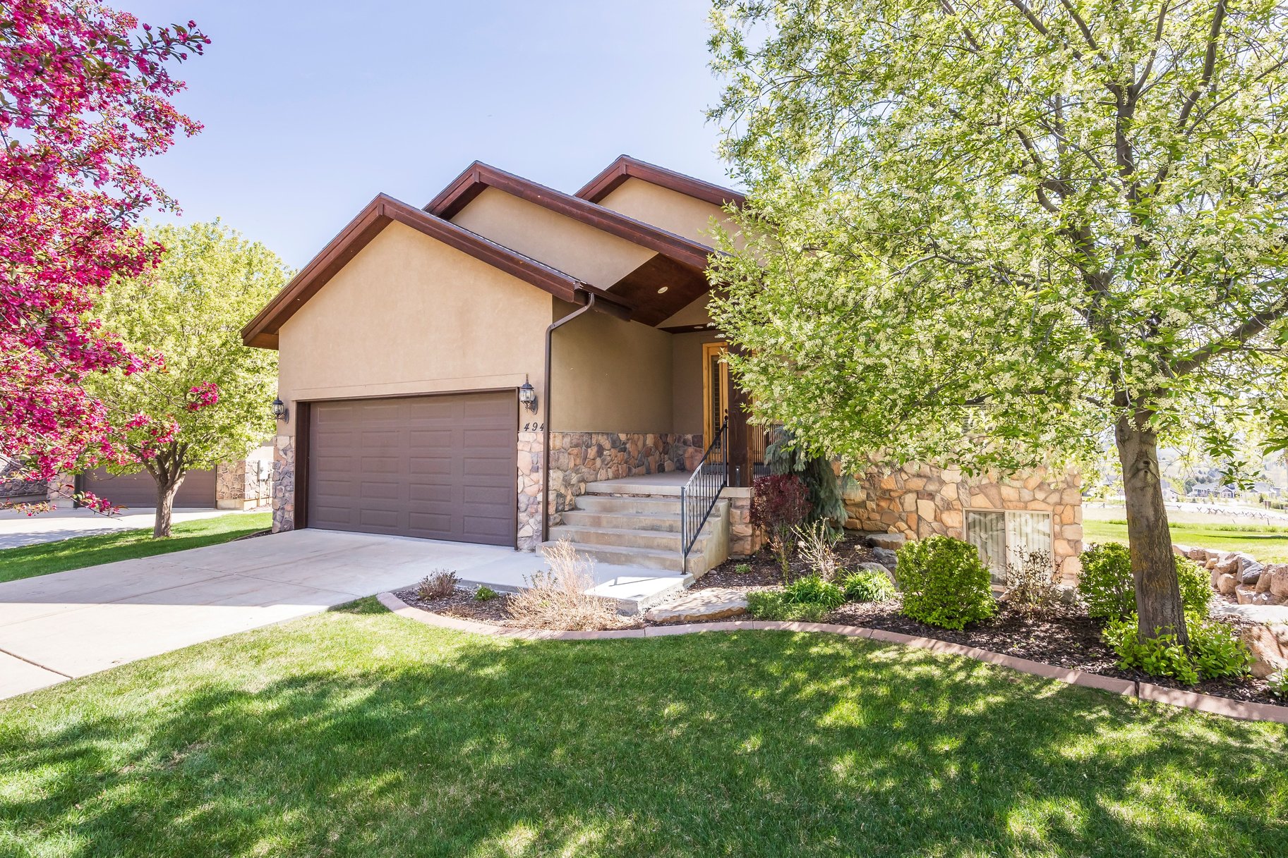 494 N Olympic Way