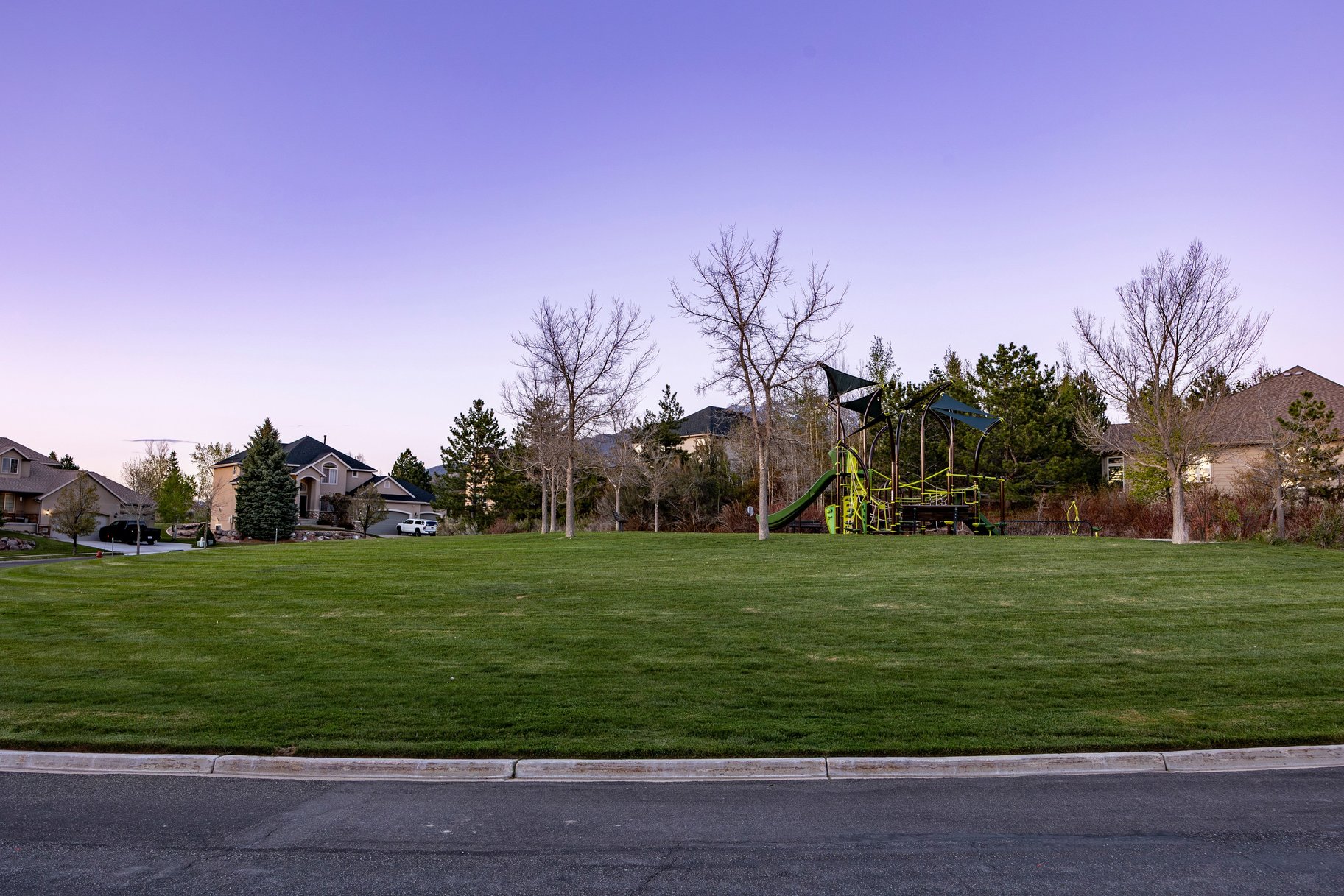 15211 S Lone Oak Court