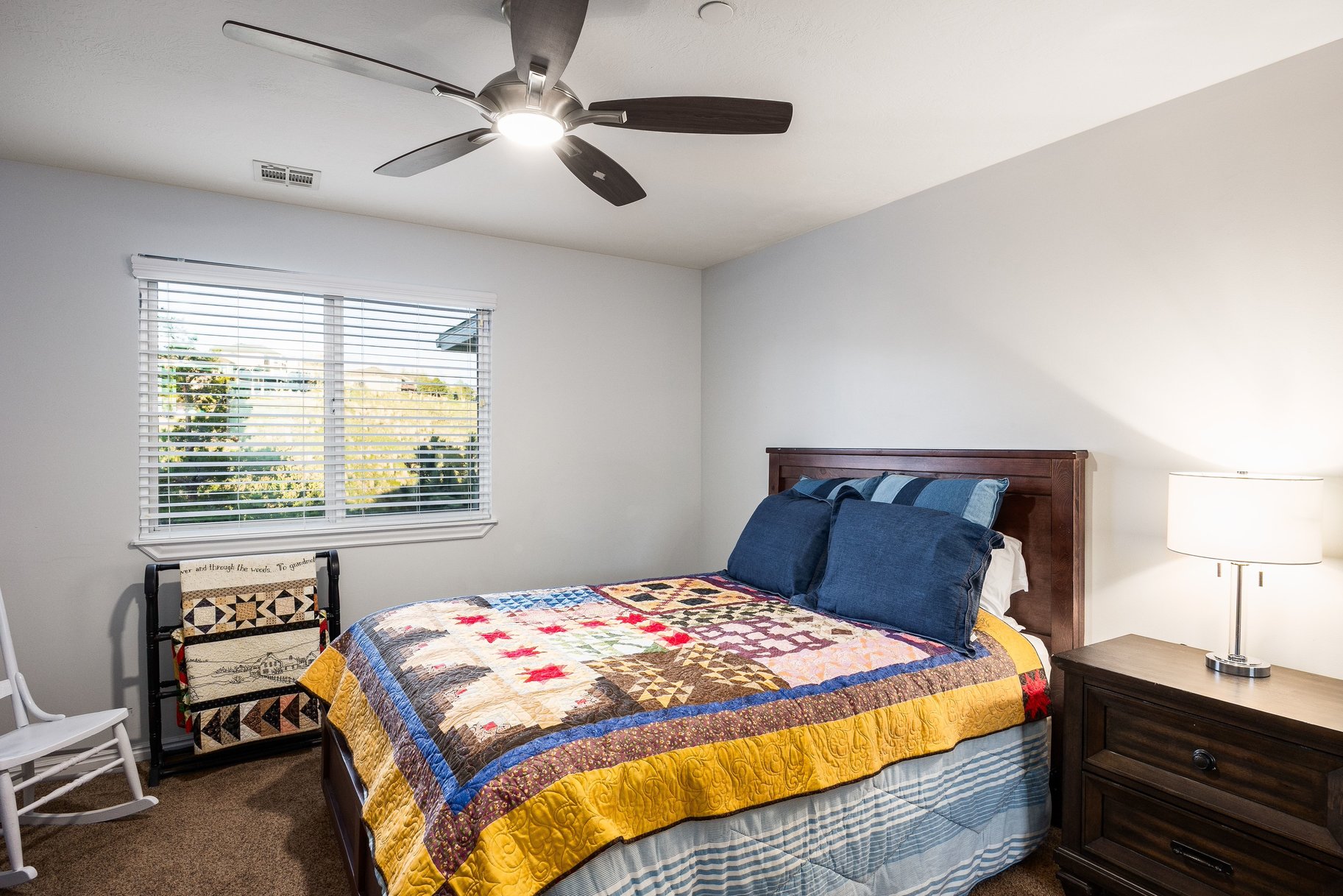 15211 S Lone Oak Court