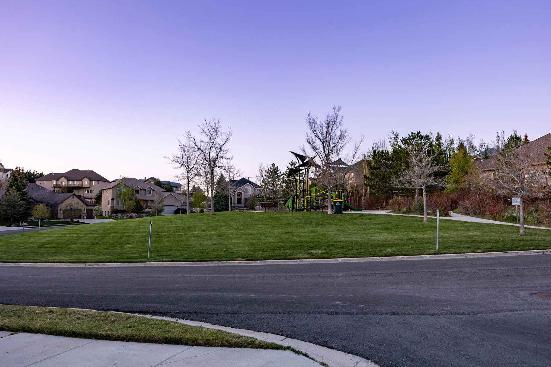 15211 S Lone Oak Court