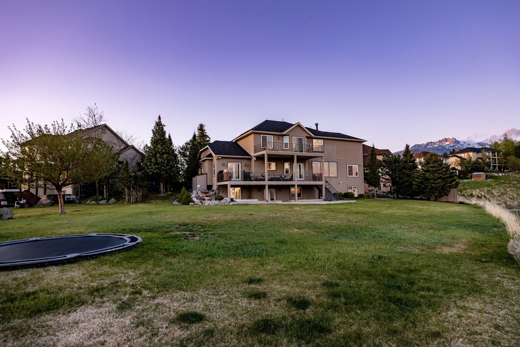 15211 S Lone Oak Court