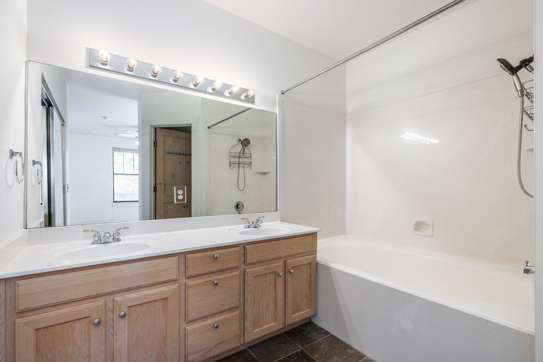 8430 Pointe Road Unit G-11