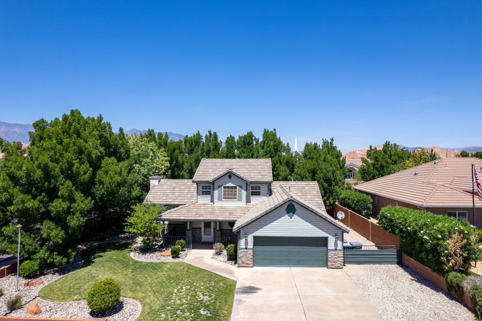 2586 West 400 North