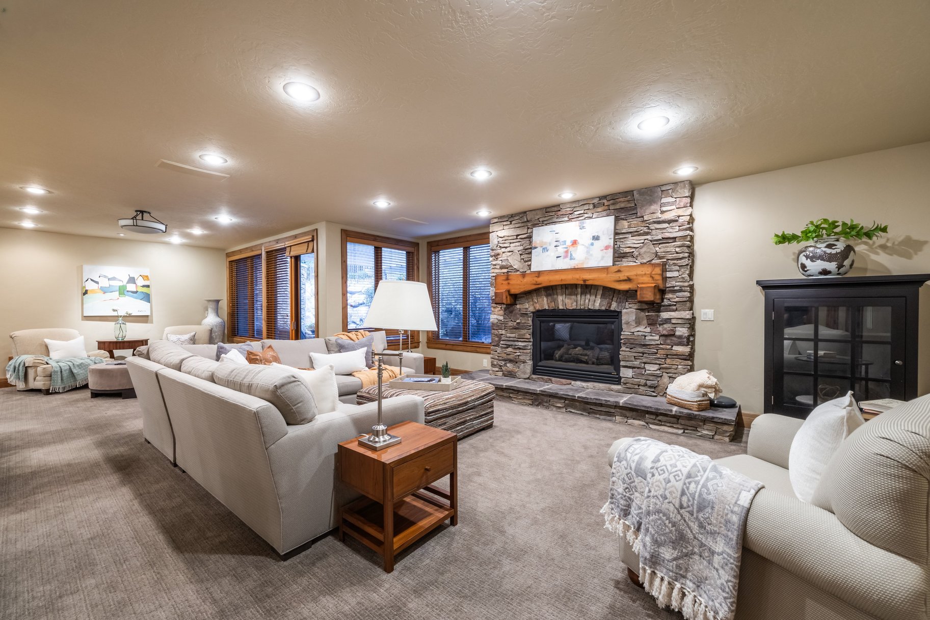 9621 S Glacier Park Lane