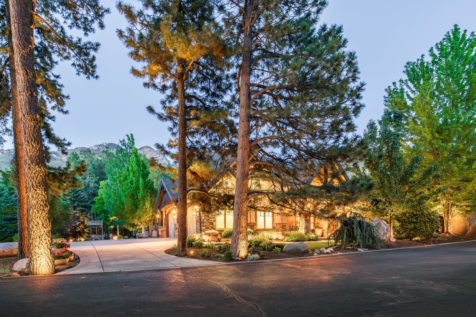 9621 S Glacier Park Lane